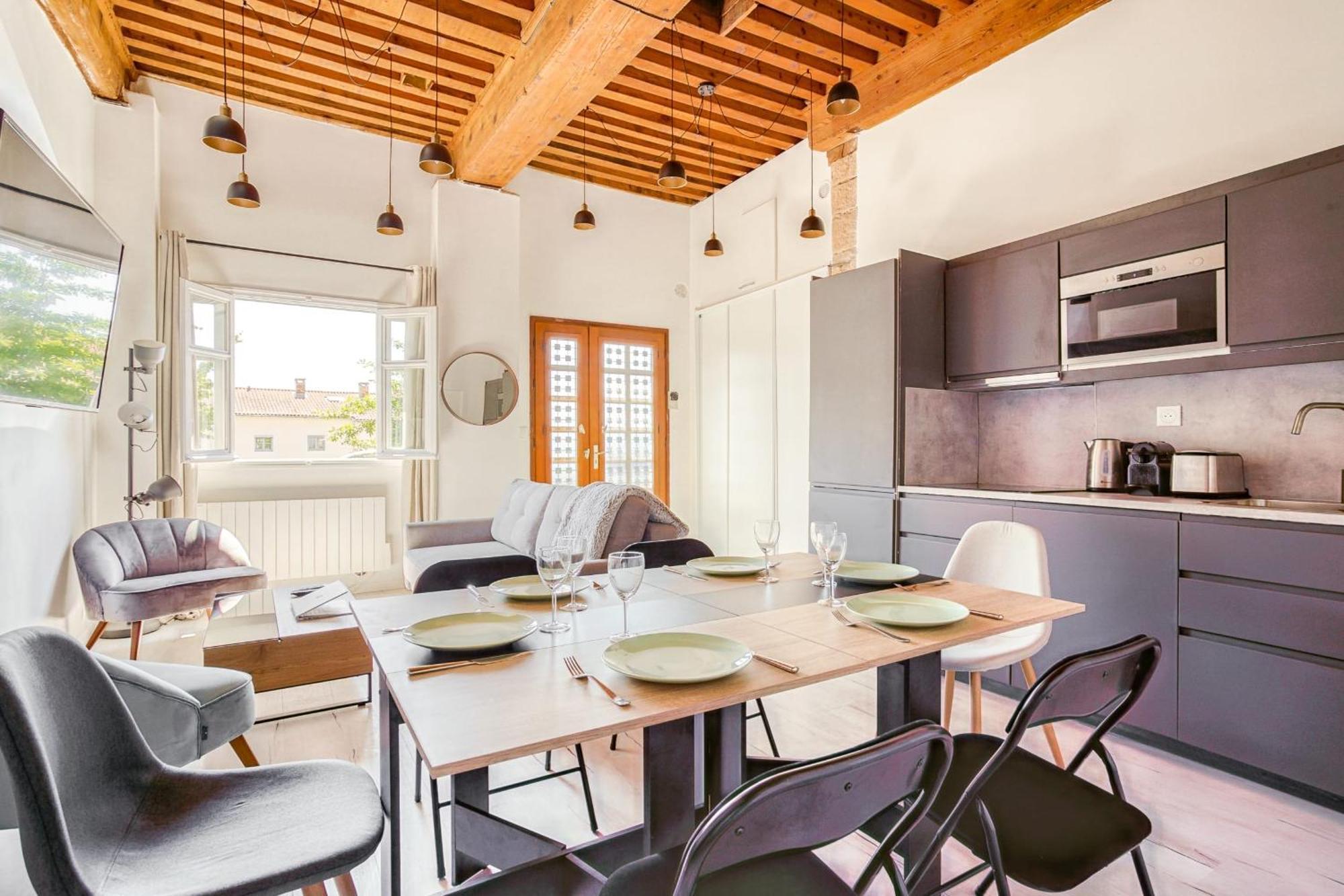 Charming 6-Person Apartment Terreaux & Croix Rousse Area Λυών Εξωτερικό φωτογραφία